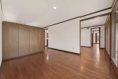 10614 Fairlane Drive, Houston, TX 77024 - Photo 10