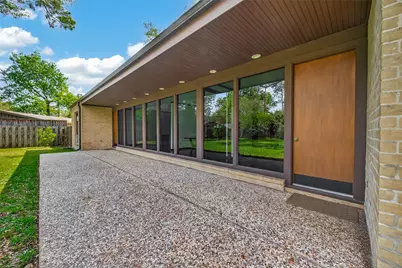 10614 Fairlane Drive, Houston, TX 77024 - Photo 28