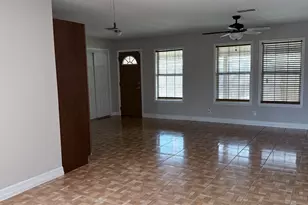 909 Rittenhouse St, Houston, TX 77076 - Photo 4
