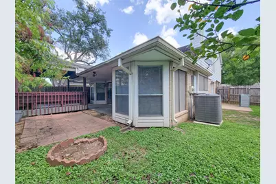 2030 Creek Valley Lane, Sugar Land, TX 77478 - Photo 46