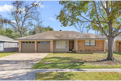 2018 Woodvine Drive, Houston, TX 77055 - Photo 1