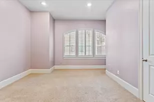 931 W 23 St, Houston, TX 77008 - Photo 28