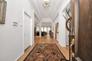 19 Wild Meadow Ct, The Woodlands, TX 77380 - Photo 4