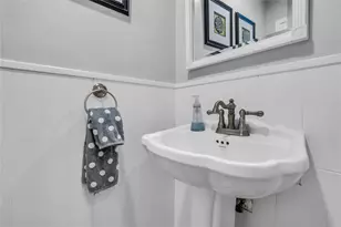 13511 Queensbury Ln, Houston, TX 77079 - Photo 36