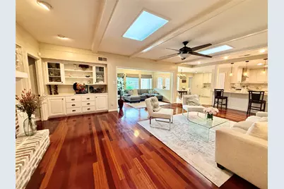 13511 Queensbury Lane, Houston, TX 77079 - Photo 12