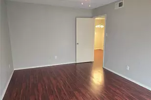 6200 Ranchester Dr, Houston, TX 77036 - Photo 8