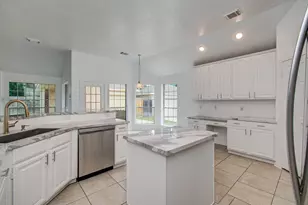 9314 Tascosa Ln, Houston, TX 77064 - Photo 10