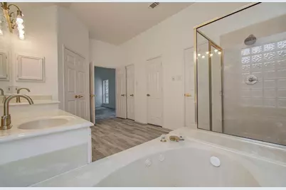 9314 Tascosa Lane, Houston, TX 77064 - Photo 18