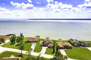 127 Bridgewater, Onalaska, TX 77360 - Photo 2