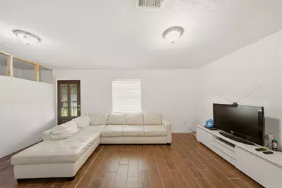 7511 Arnim Street, Houston, TX 77087 - Photo 4