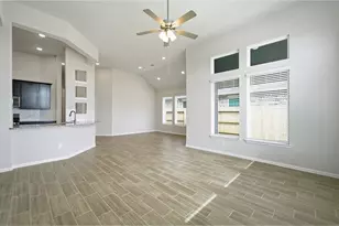 2726 Ruby Laurel Dr, Iowa Colony, TX 77583 - Photo 16