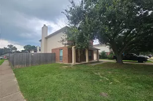 22703 Tara Way Dr, Katy, TX 77449 - Photo 2