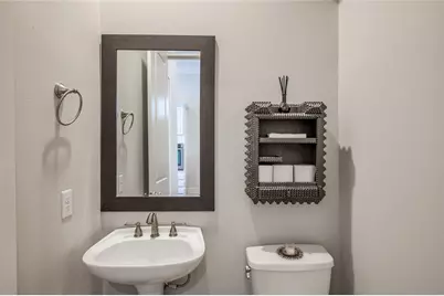 266 E 28th Street, Houston, TX 77008 - Photo 18