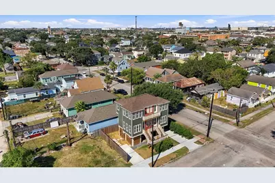 1201 28th Street, Galveston, TX 77550 - Photo 4