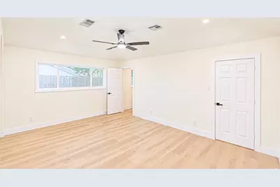 7623 Braes Meadow Drive, Houston, TX 77071 - Photo 28