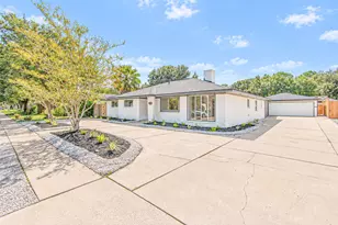 7623 Braes Meadow Dr, Houston, TX 77071 - Photo 2
