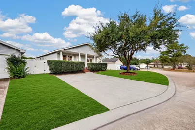10130 Summerberry Lane, Tomball, TX 77375 - Photo 4