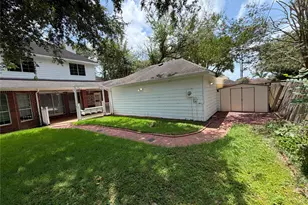 1103 Glendale Dr, Sugar Land, TX 77479 - Photo 44