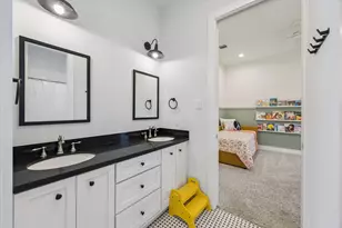 1607 Althea Dr, Houston, TX 77018 - Photo 20