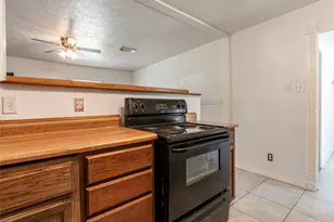 420 17th Ave N, Texas City, TX 77590 - Photo 8