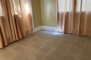 312 S Mechanic St, El Campo, TX 77437 - Photo 6