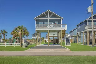 1079 Cedar Ln, Gilchrist, TX 77617 - Photo 26