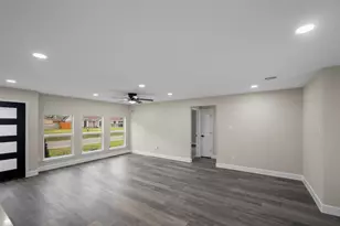 1917 Elmview Dr, Houston, TX 77080 - Photo 10