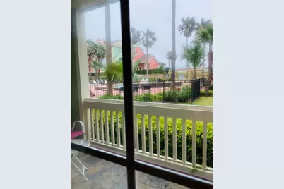 7000 Seawall Blvd Boulevard #414, Galveston, TX 77551 - Photo 10