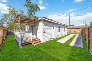 3810 Rawley St, Houston, TX 77020 - Photo 26