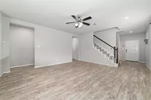 16451 Rosary Pea Pl, Conroe, TX 77385 - Photo 8