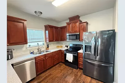 1130 10th Street, Dickinson, TX 77539 - Photo 8