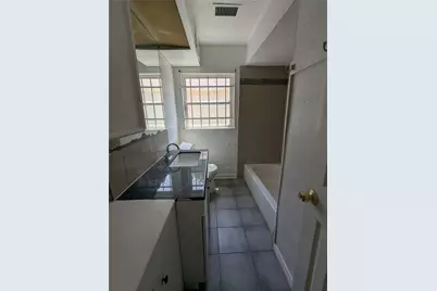 9129 Oak Knoll Lane, Houston, TX 77078 - Photo 12