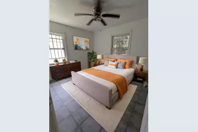 9129 Oak Knoll Lane, Houston, TX 77078 - Photo 14