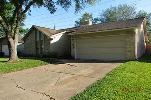 3127 Wagon Trail Dr, Sugar Land, TX 77479 - Photo 16