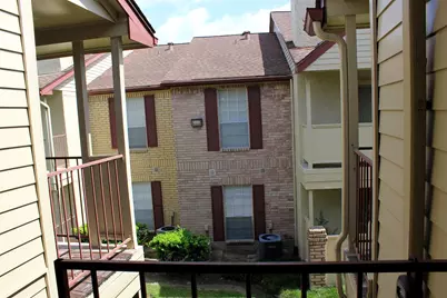 2120 El Paseo Street #404, Houston, TX 77054 - Photo 4