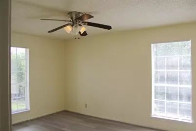 2120 El Paseo Street #404, Houston, TX 77054 - Photo 14