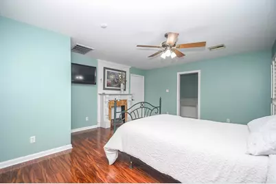 13819 Ivymount Drive, Sugar Land, TX 77498 - Photo 18