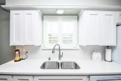 13819 Ivymount Drive, Sugar Land, TX 77498 - Photo 16