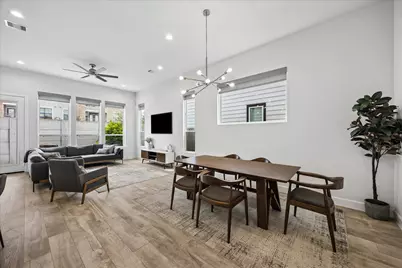 2804 Grand Fountains Drive #B, Houston, TX 77054 - Photo 10