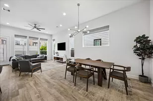 2804 Grand Fountains Dr, Houston, TX 77054 - Photo 10