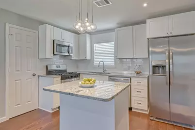 3818 Noah Street, Houston, TX 77021 - Photo 12