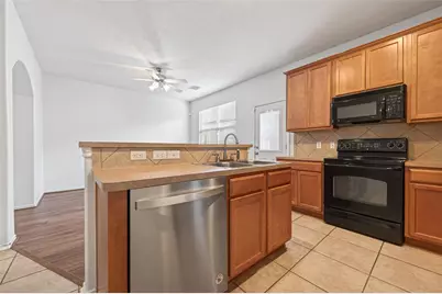 31 Wickerdale Place, The Woodlands, TX 77382 - Photo 10