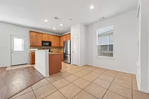 31 Wickerdale Pl, The Woodlands, TX 77382 - Photo 8
