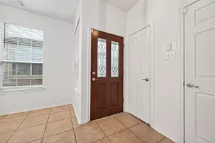 31 Wickerdale Pl, The Woodlands, TX 77382 - Photo 4