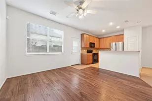 31 Wickerdale Pl, The Woodlands, TX 77382 - Photo 16