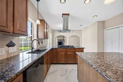 4712 Broadmoor Drive, League City, TX 77573 - Photo 12