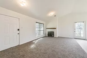 3421 Hardie St, Houston, TX 77026 - Photo 2