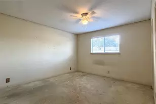 11002 Hammerly Blvd, Houston, TX 77043 - Photo 14