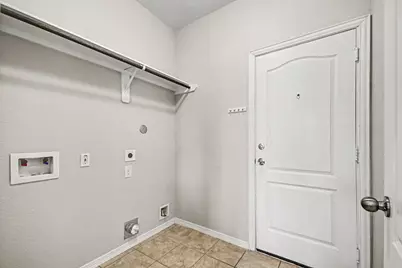 13211 Barrington Oaks Circle, Houston, TX 77044 - Photo 22