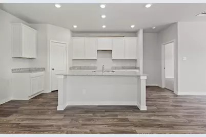 761 Apple Blossom Drive, La Marque, TX 77568 - Photo 2